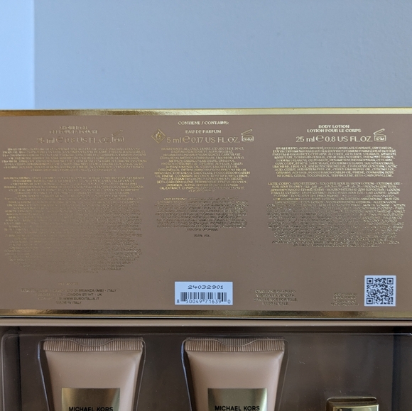 Michael kors mini gift set - Picture 4 of 5